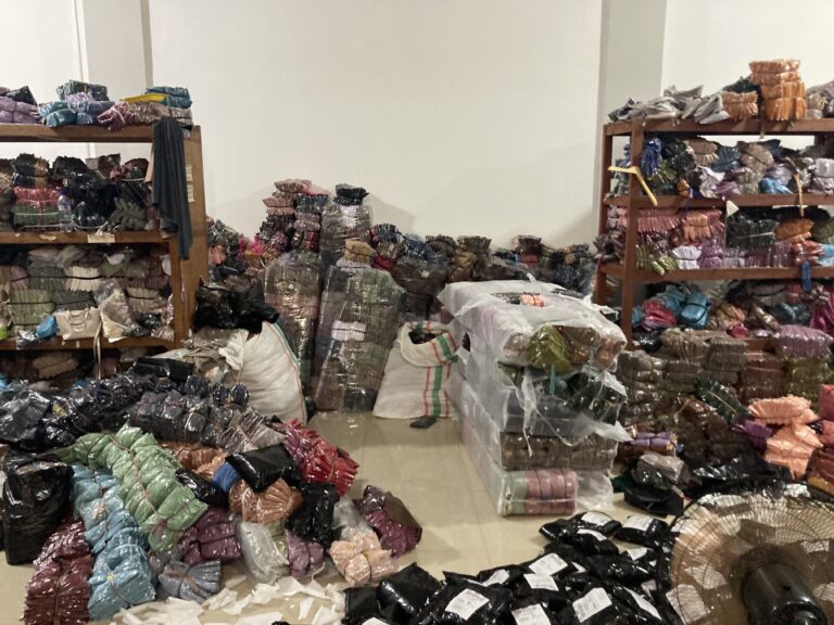 Stok Produk yang Melimpah